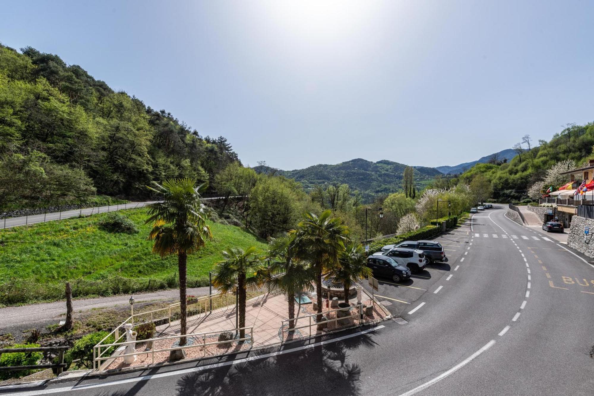 Residence Tatiana Dependance Tremosine ภายนอก รูปภาพ